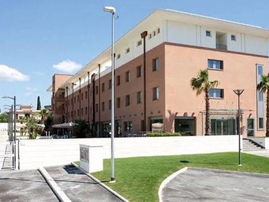 Ardeatina Park Hotel Castel di Leva Esterno foto