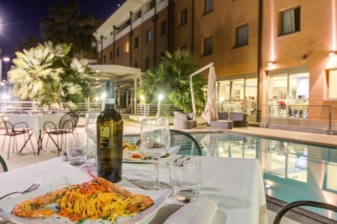 Ardeatina Park Hotel Castel di Leva Esterno foto